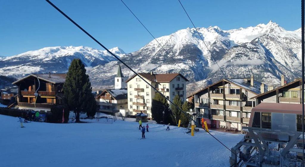 Hotel Alpenhof Unterbäch Exterior foto